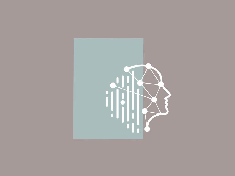 Fire bogforsider oven på en computer