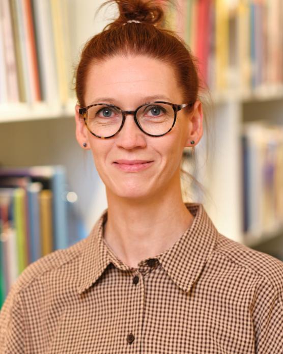Lena S.